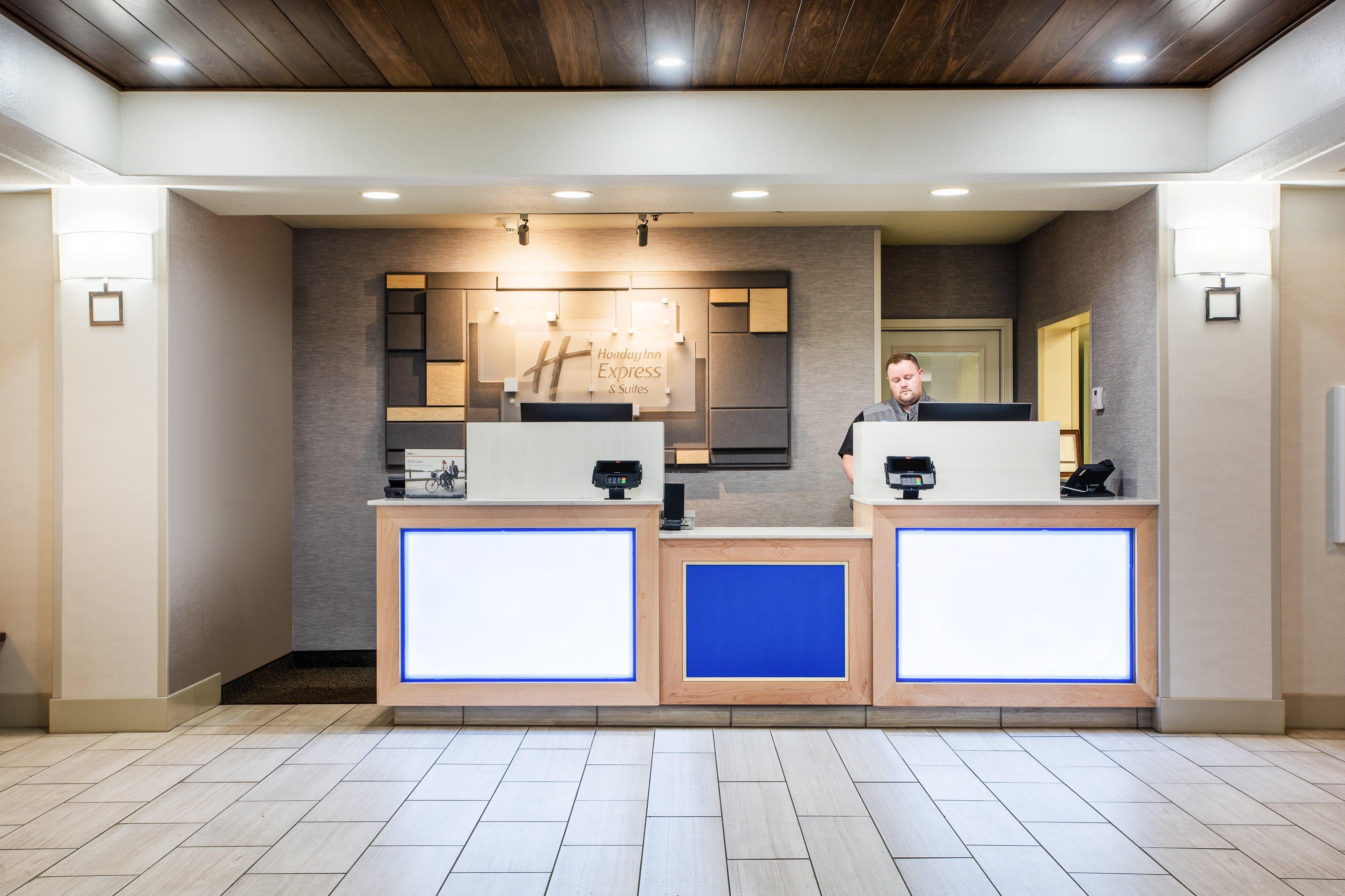 Holiday Inn Express Hotel & Suites Lewisburg By Ihg Bagian luar foto