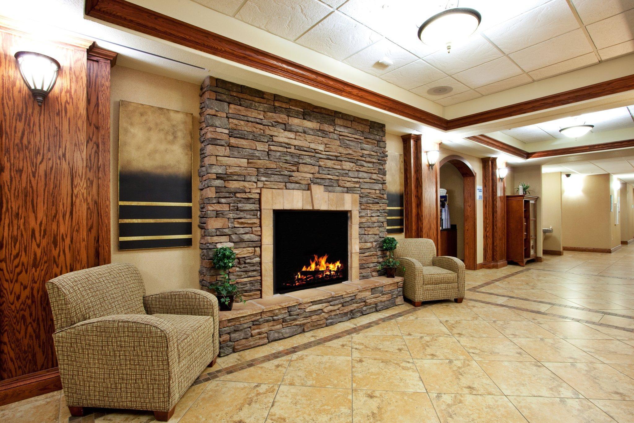 Holiday Inn Express Hotel & Suites Lewisburg By Ihg Bagian luar foto