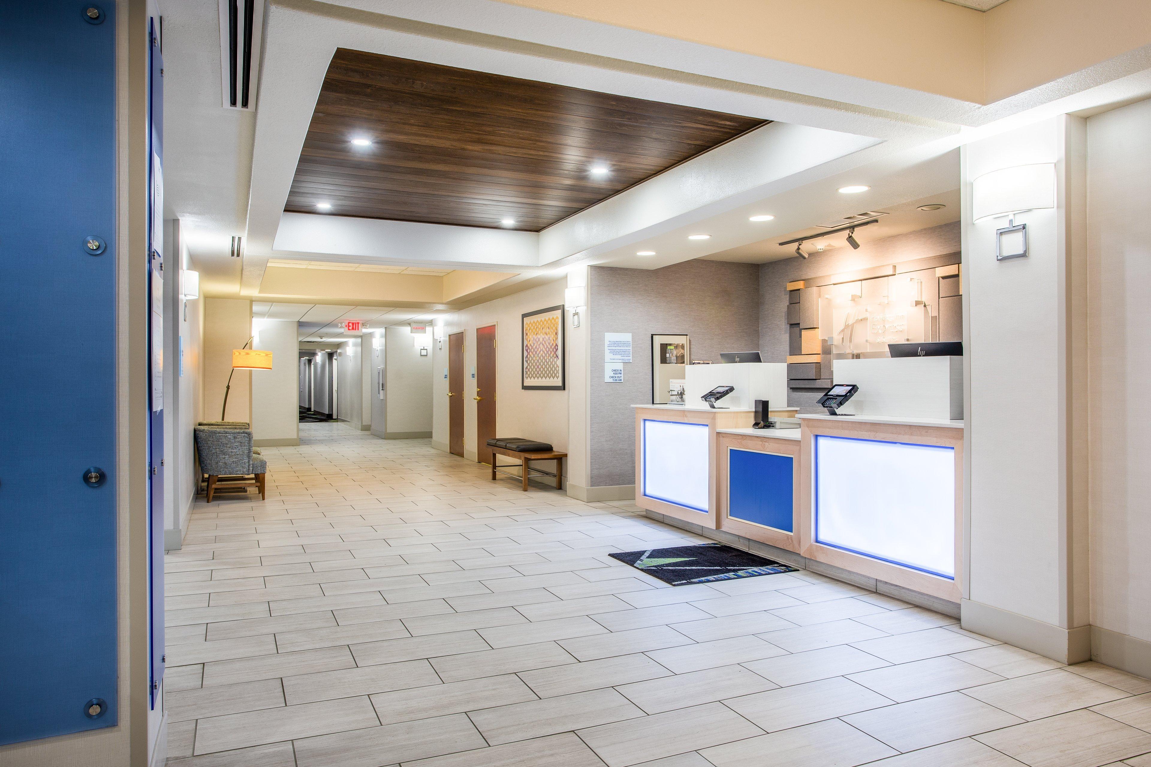 Holiday Inn Express Hotel & Suites Lewisburg By Ihg Bagian luar foto